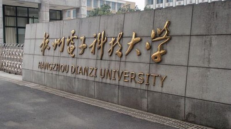 电解电容与钽电容耐压对比：揭秘两者在电路设计中的选择要点
